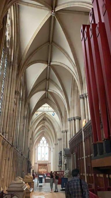 Betty'S Minster View - 6 Twins Or 3 Superkings -Central With Free Parking York Exteriér fotografie