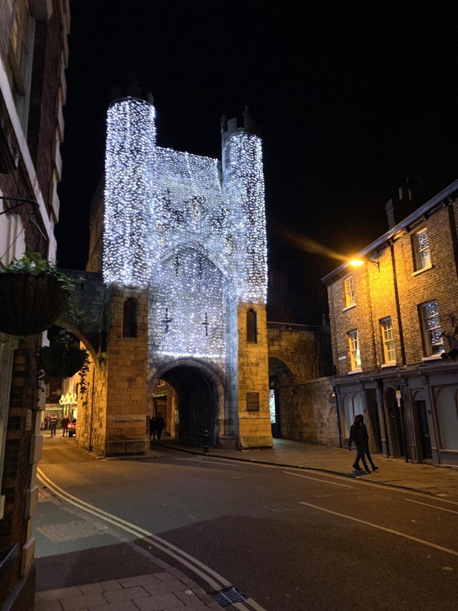 Betty'S Minster View - 6 Twins Or 3 Superkings -Central With Free Parking York Exteriér fotografie