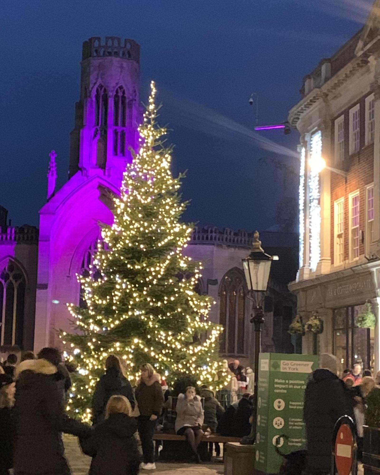 Betty'S Minster View - 6 Twins Or 3 Superkings -Central With Free Parking York Exteriér fotografie